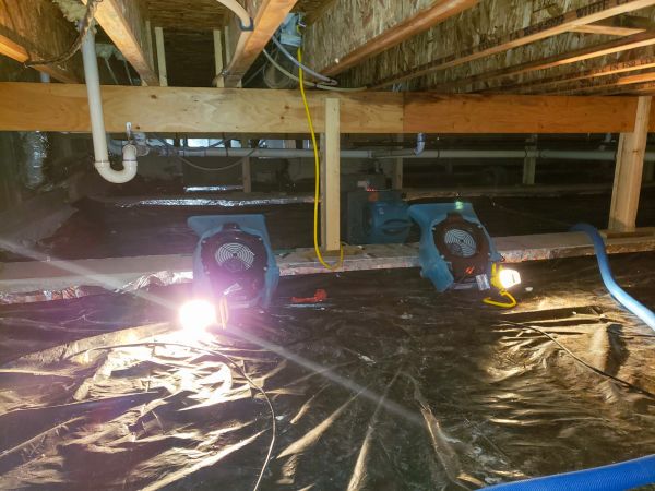 Crawlspace Water Removal in Hialeah