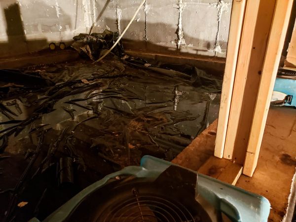 Crawlspace Water Cleanup in Hialeah
